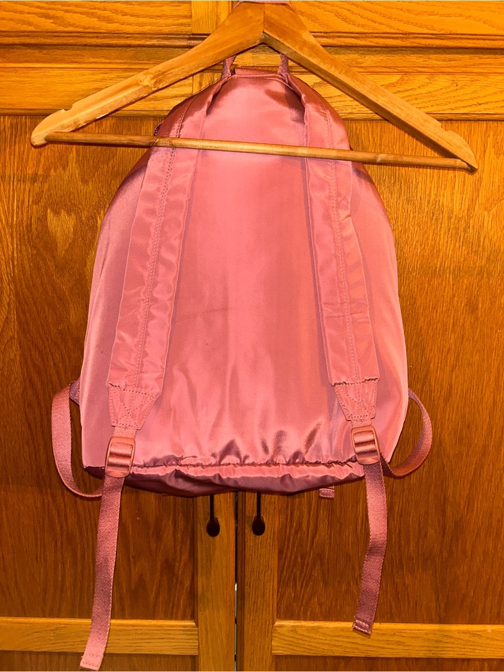 NWOT Victoria’s Secret Nylon Cargo Backpack - Picture 6 of 6